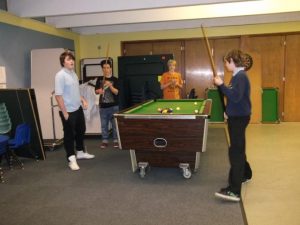 Young peoplke meet for snooker